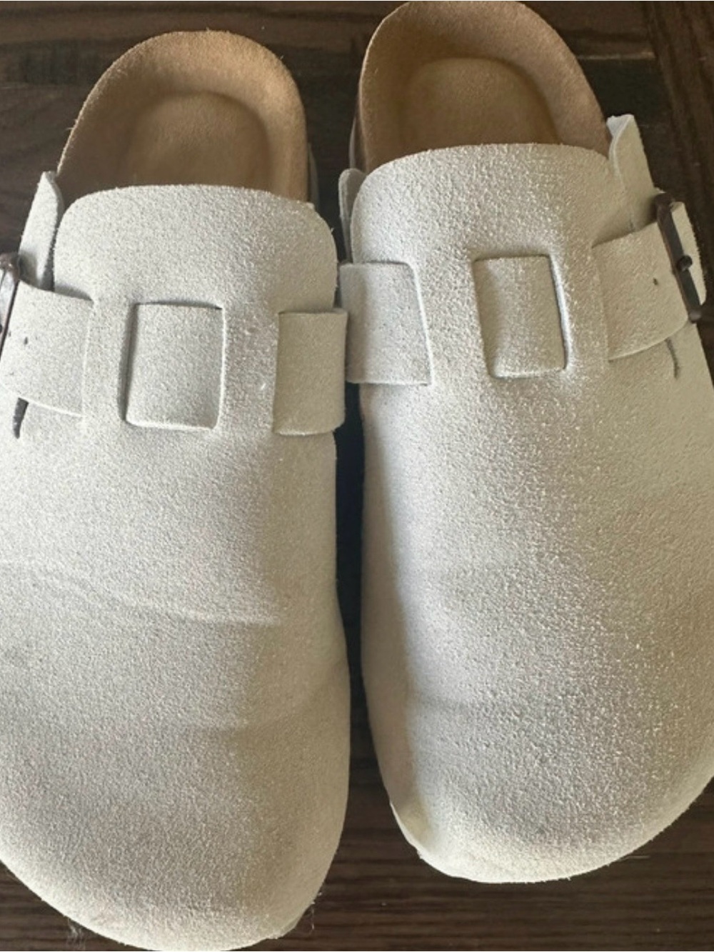 Women’s Suede Slip-On Clog Mules in Cream